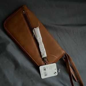 Free people wallet NWT